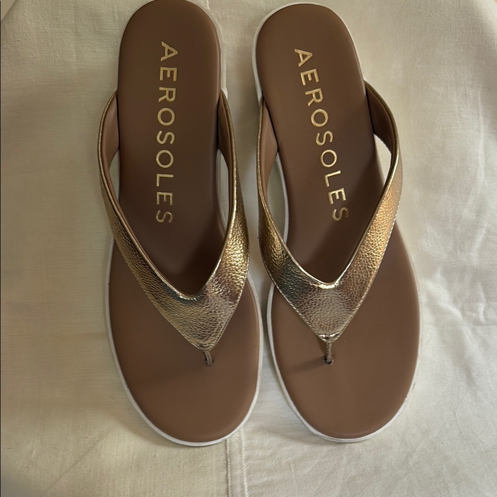 Ladies aerosol wedge sandals